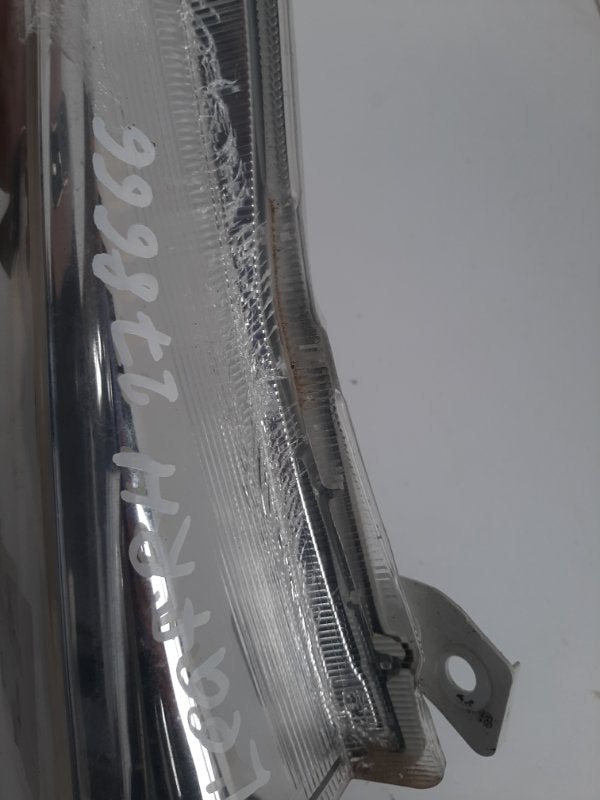 Direction indicator NISSAN LEAF 10-17 Right Front.