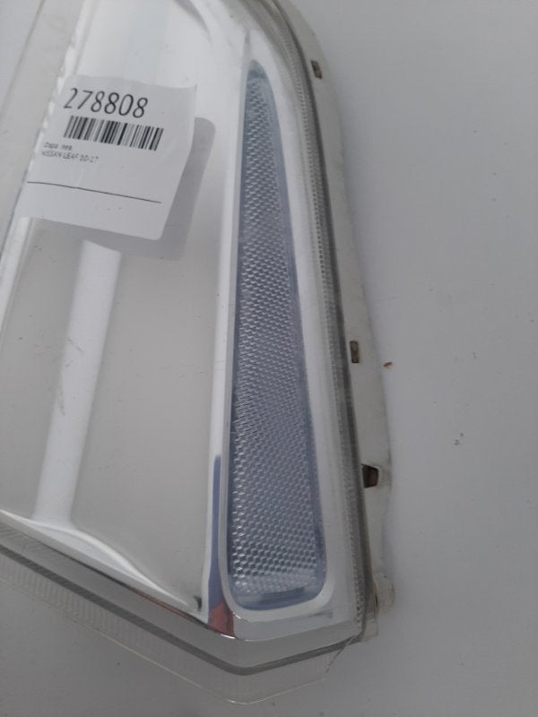 Direction indicator NISSAN LEAF 10-17 Left. Front.