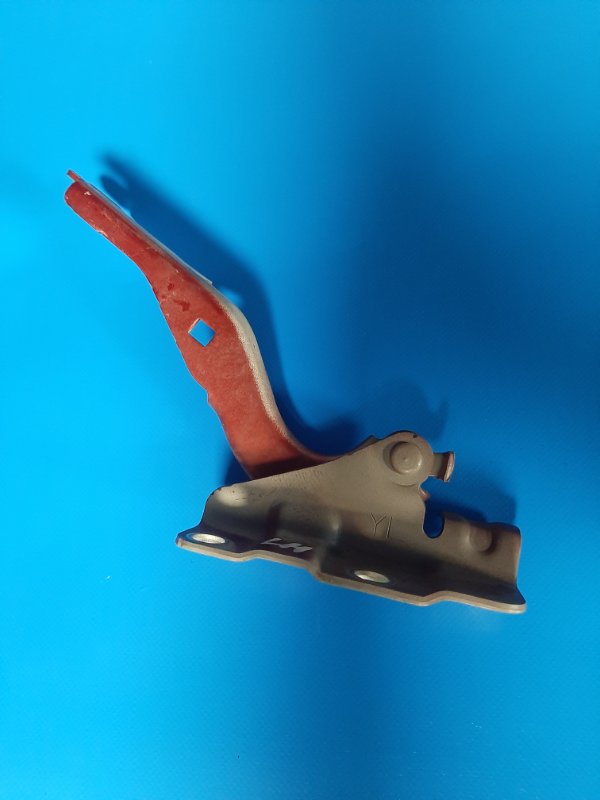 Hood hinge MAZDA CX-5 (KE) 11-17 Right.