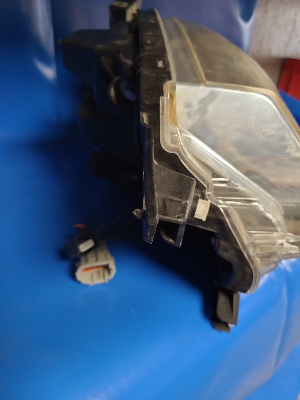 Headlight NISSAN LEAF 10-17 Lev.
