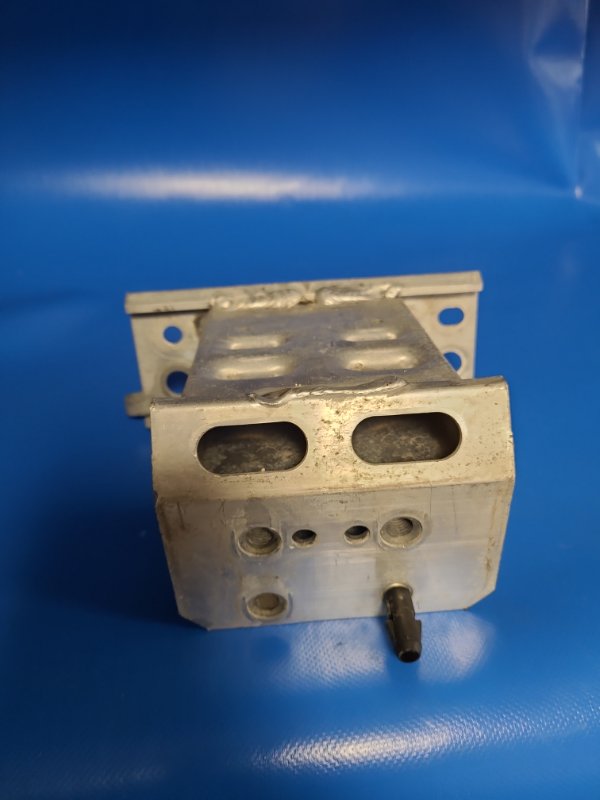 Front bumper reinforcement bracket TOYOTA PRIUS - 30 09-17 Right Front.