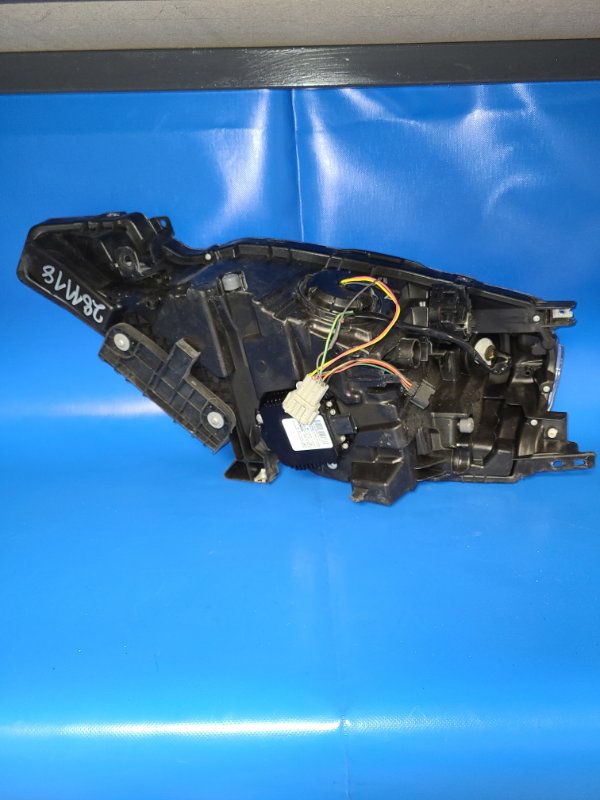 Headlight NISSAN LEAF 10-17 Right Front.