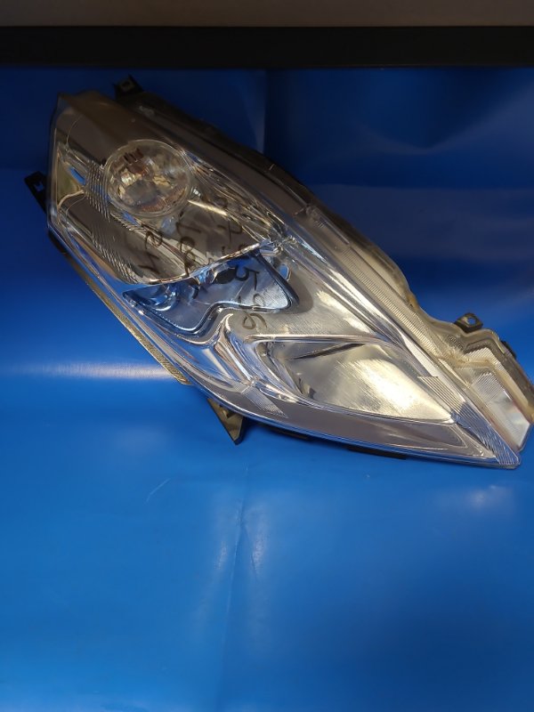 Headlight NISSAN LEAF 10-17 Right