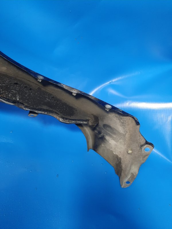 Front wing NISSAN LEAF 10-17 Left.