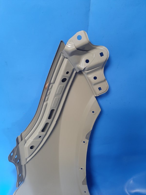 Front wing TOYOTA HIGHLANDER 13-19 Left. Front.