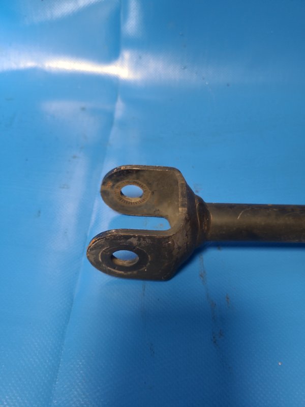Rear suspension arm transverse TOYOTA CAMRY 40 06-11 Left. Rear.