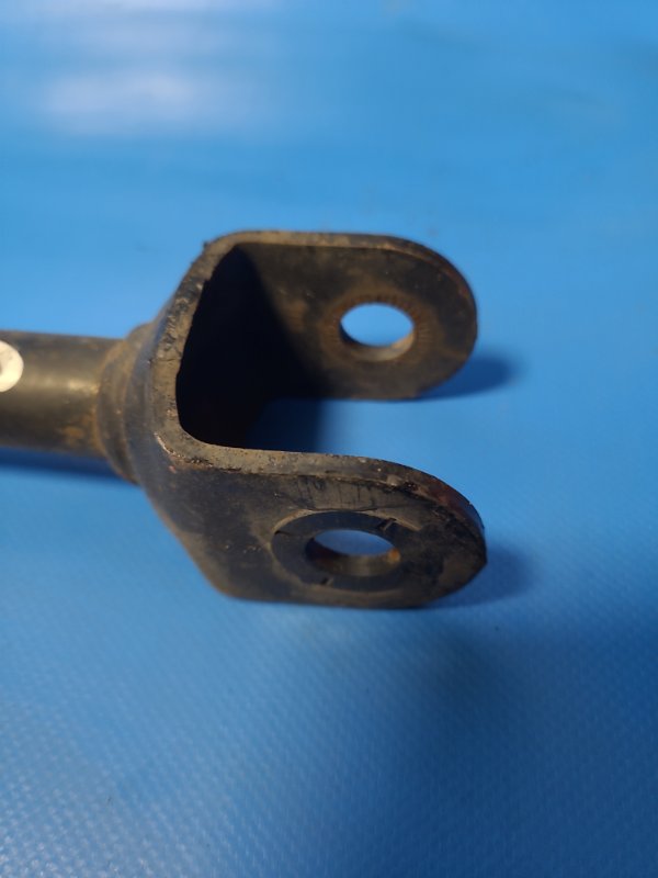 Rear suspension arm transverse TOYOTA CAMRY 40 06-11 Left. Rear.