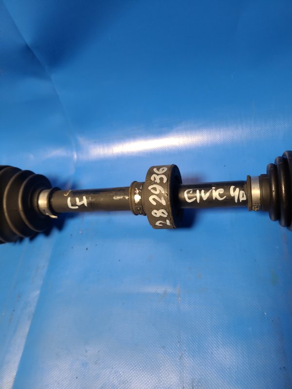 Front wheel drive HONDA CIVIC 4D 06-11 Left. Front.