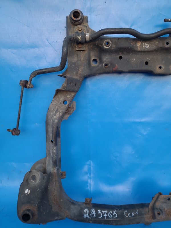 KIA CEED 06-12 front suspension beam