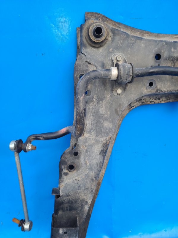 Front suspension beam NISSAN LEAF 10-17
