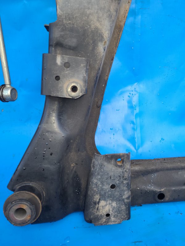 Front suspension beam NISSAN LEAF 10-17