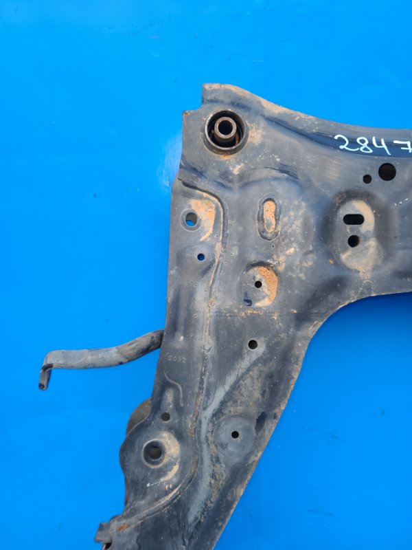 Front suspension beam NISSAN LEAF 10-17