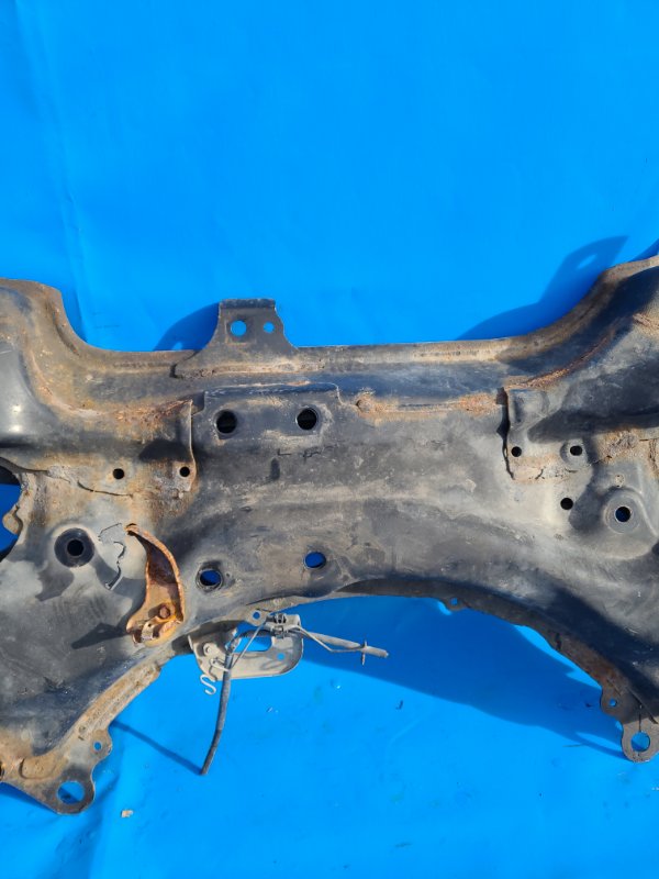 Front suspension beam for Toyota RAV4 05-12