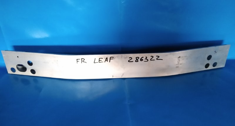 Front bumper reinforcement NISSAN LEAF 10-17 Front.