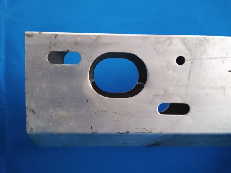Front bumper reinforcement NISSAN LEAF 10-17 Front.