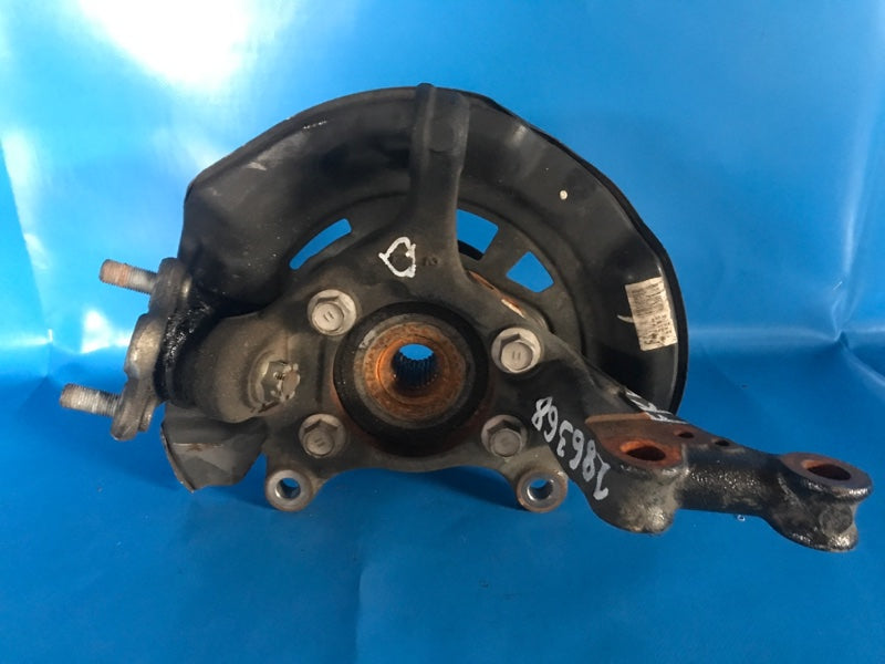 Steering knuckle TOYOTA COROLLA 150 06-13 Left. Front.