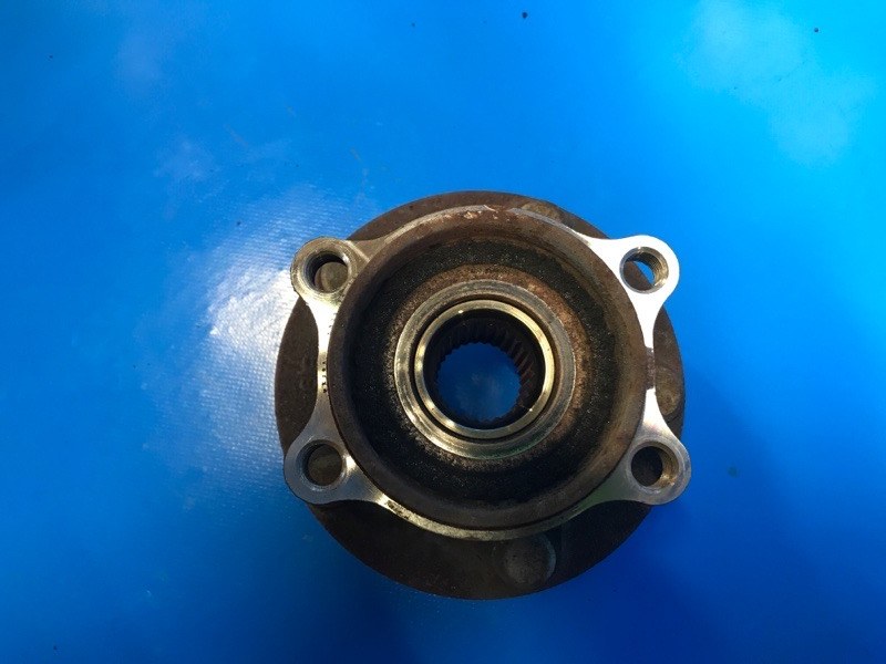 Hub MAZDA CX-5 (KE) 11-17 Left. Rear