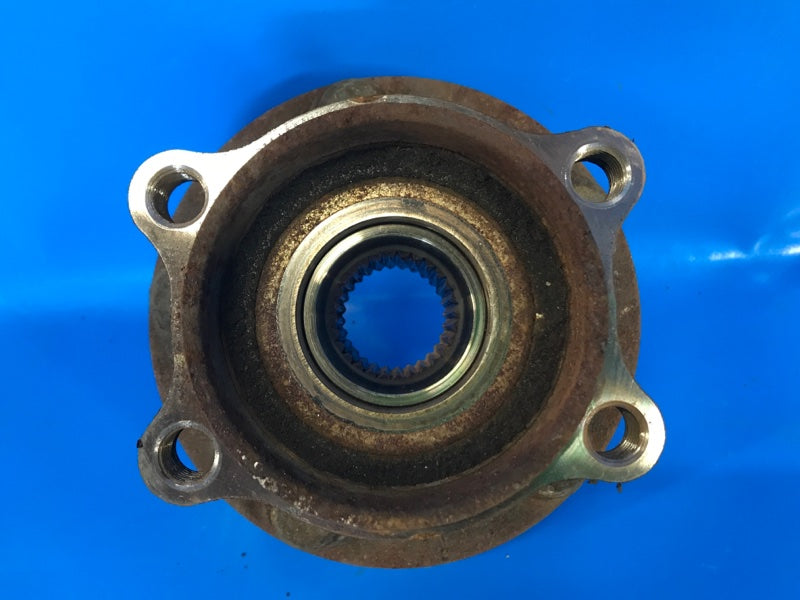 Hub MAZDA CX-5 (KE) 11-17 Right. Rear