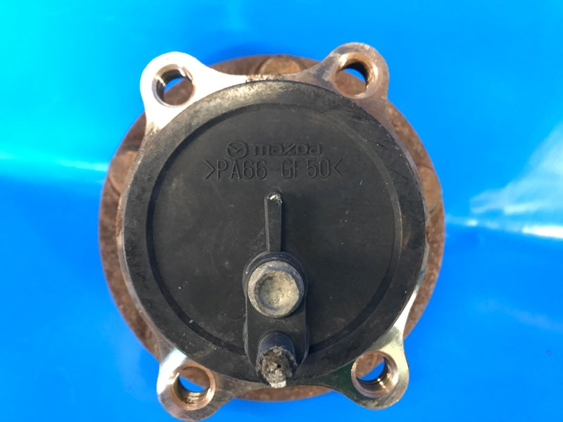 Hub MAZDA CX-5 (KE) 11-17 Left. Rear
