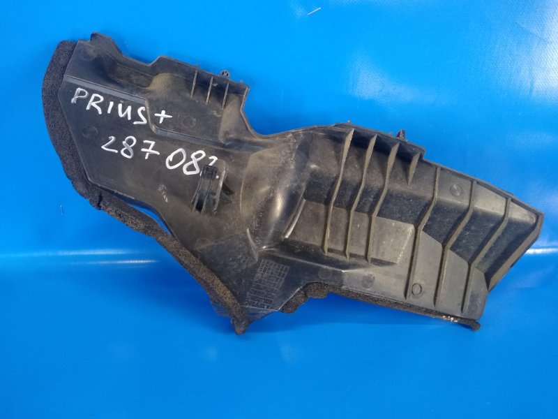 Radiator deflector TOYOTA PRIUS PLUS 11-14 Left.