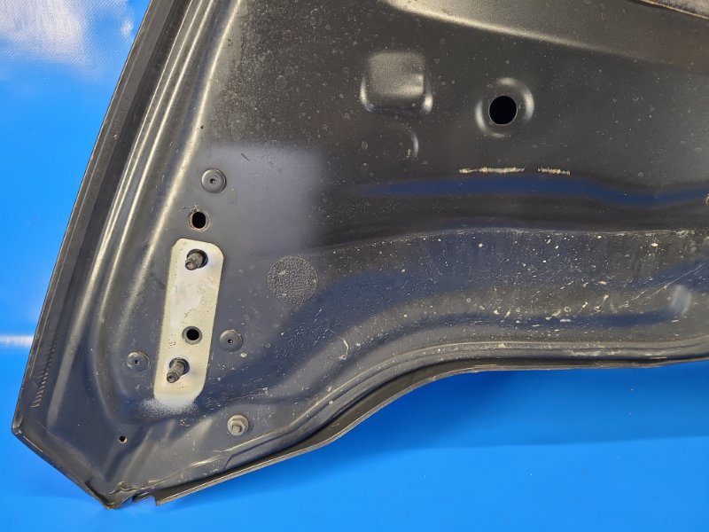 Nissan Leaf hood 10-17