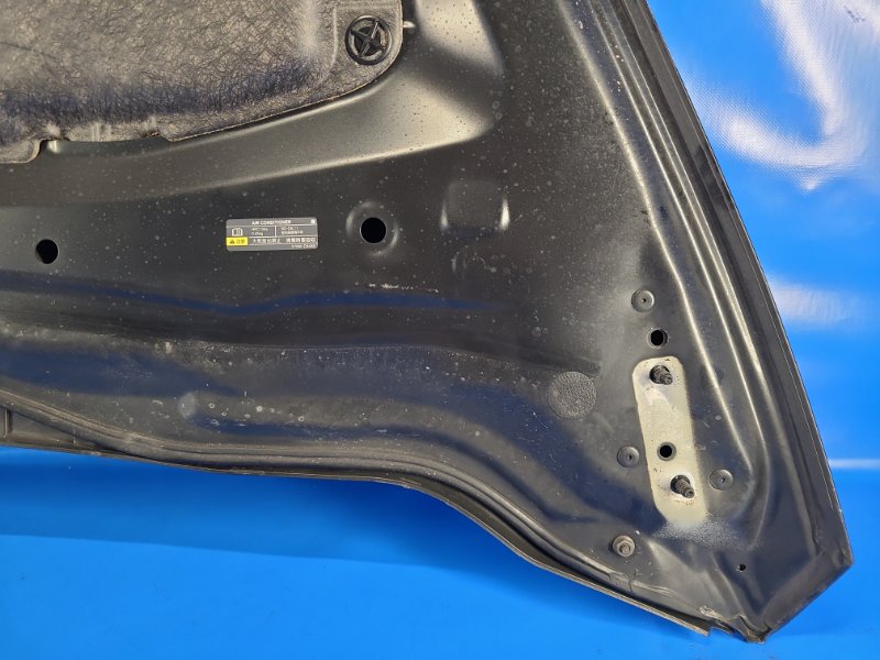 Nissan Leaf hood 10-17