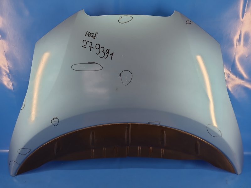 Nissan Leaf hood 10-17