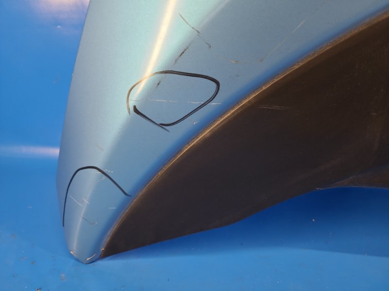 Nissan Leaf hood 10-17