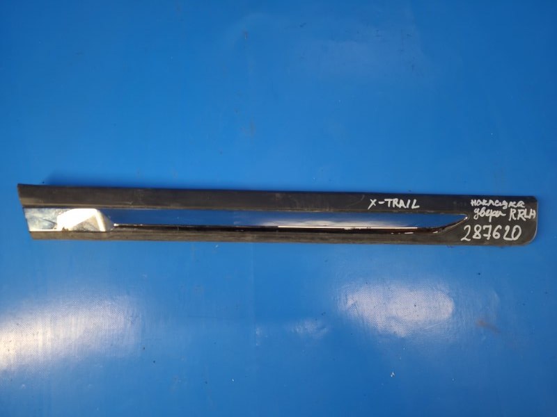 Door trim NISSAN X-TRAIL T30 01-07 Left. Rear.