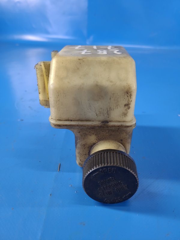 Power steering reservoir MAZDA CX-7 06-12