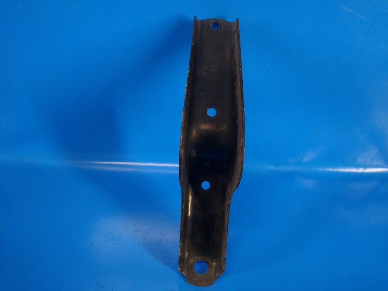 Footrest bracket TOYOTA LAND CRUISER 200 08-21 Left.