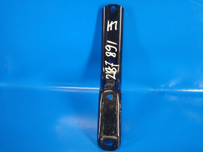 Footrest bracket TOYOTA LAND CRUISER 200 08-21 Left.