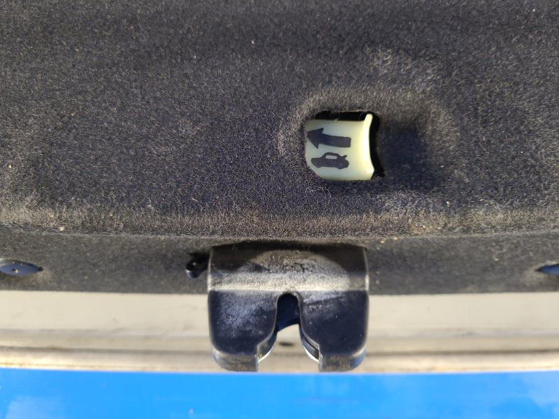 Trunk lid lock for Hyundai Sonata YF 10-14