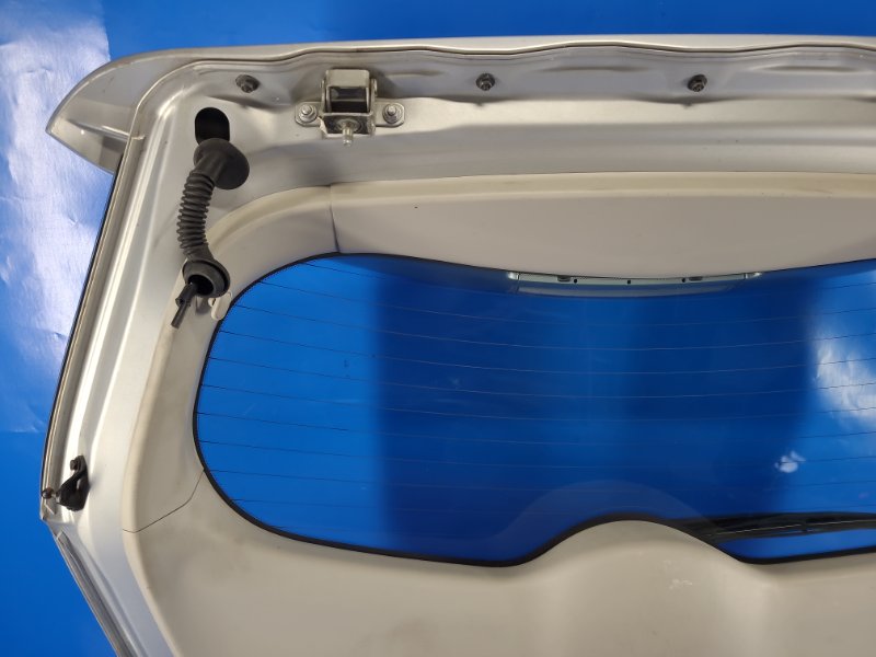 Nissan Leaf 10-17 trunk lid