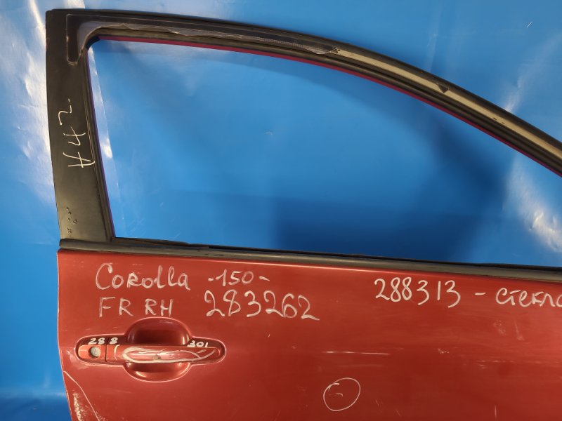 Door TOYOTA COROLLA 150 06-13 Right Front.