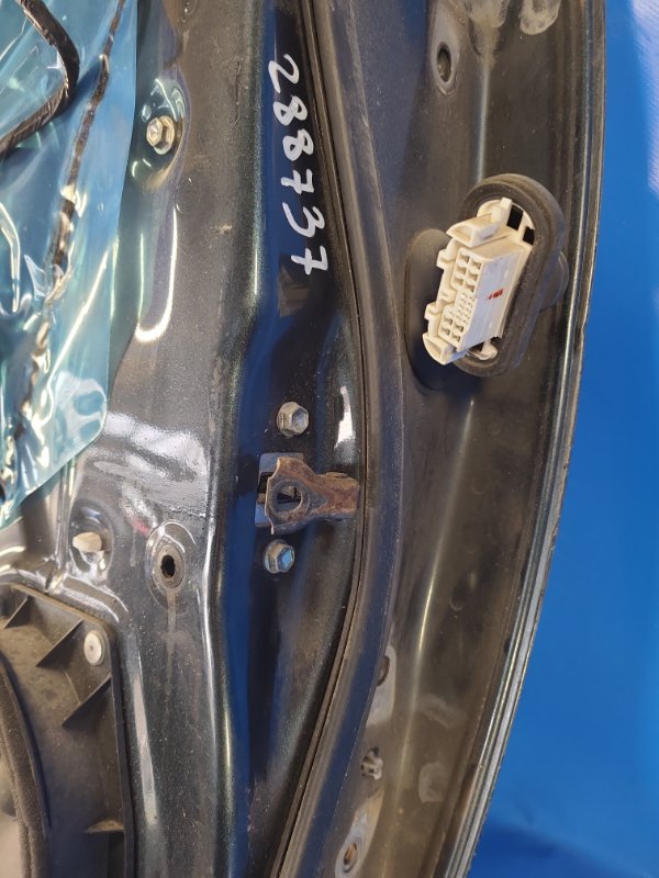 Door limiter TOYOTA RAV4 05-12 Left. Rear.
