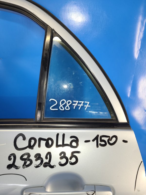 Door glass blind TOYOTA COROLLA 150 06-13 Left. Rear.