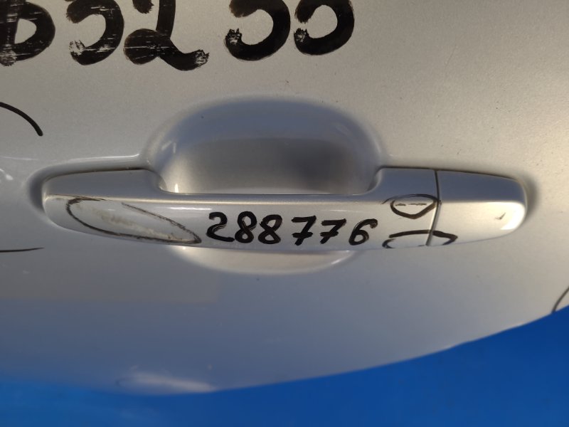 Outside door handle TOYOTA COROLLA 150 06-13 Left. Rear.