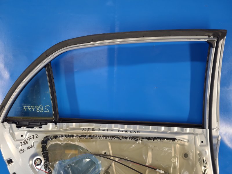 Door glass TOYOTA COROLLA 150 06-13 Left. Rear.