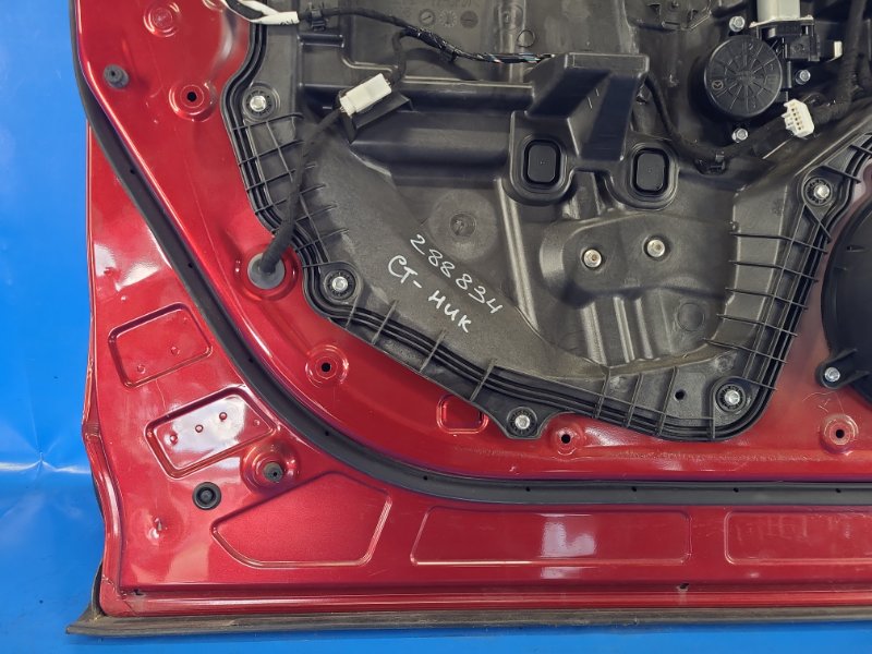 Door MAZDA CX-5 (KE) 11-17 Left. Front.