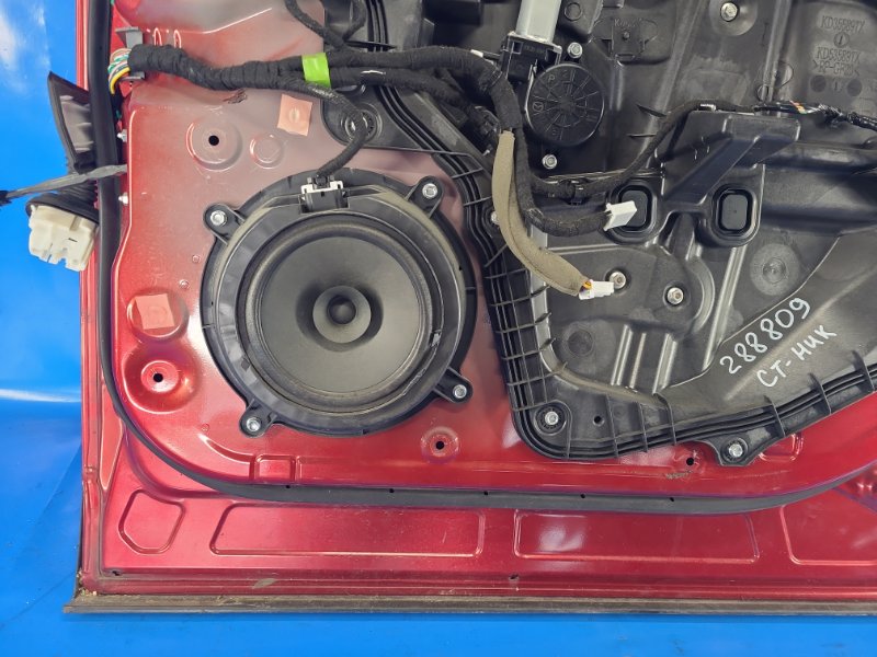 Door MAZDA CX-5 (KE) 11-17 Right Front.