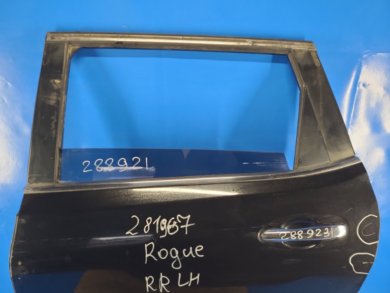 Door NISSAN X-TRAIL/ROGUE T32 13-20 Left. Rear.