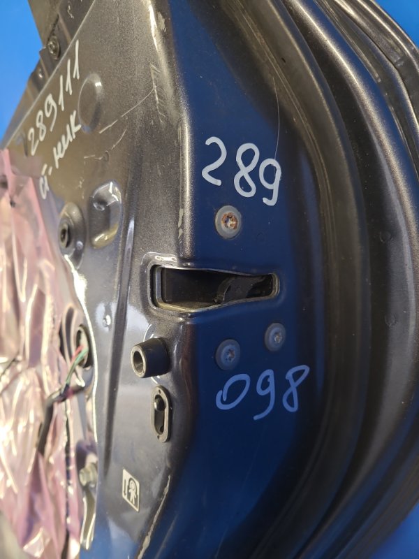 Door lock TOYOTA PRIUS PLUS 11-14 Right Rear