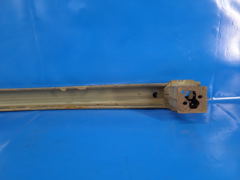 Rear bumper reinforcement for HONDA CRV (RM) 11-18