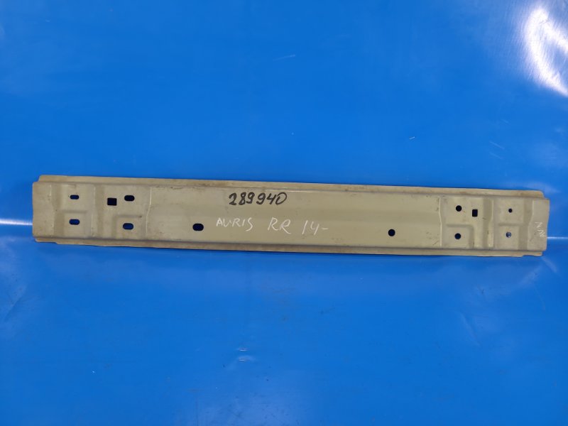 Rear bumper reinforcement for Toyota Auris 13-18