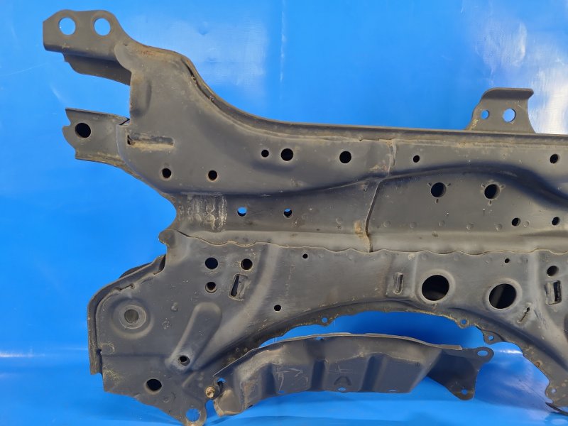 Front suspension beam for Toyota Auris 13-18