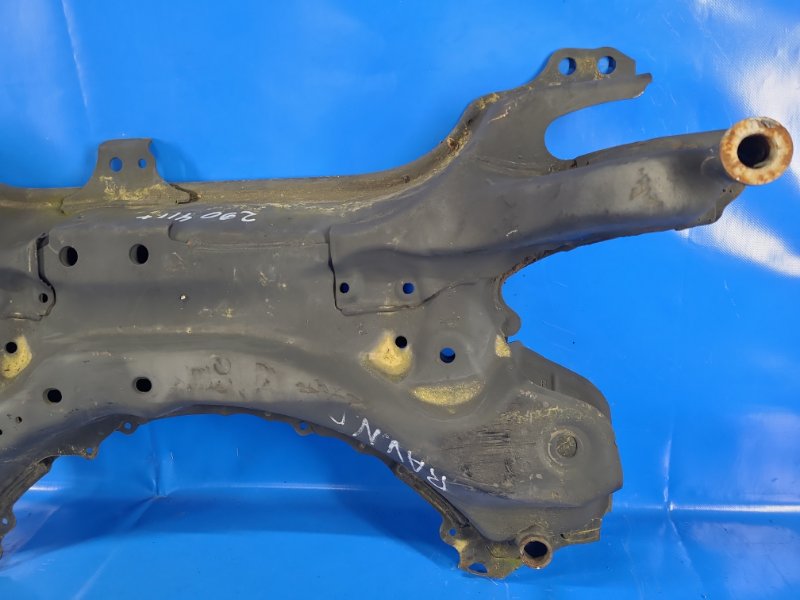 Front suspension beam for Toyota Prius Plus 11-14