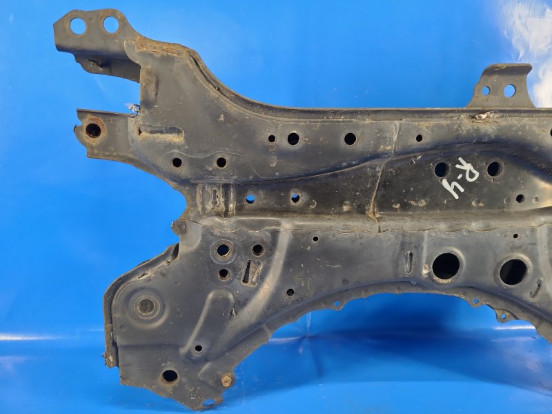 Front suspension beam for Toyota RAV4 05-12