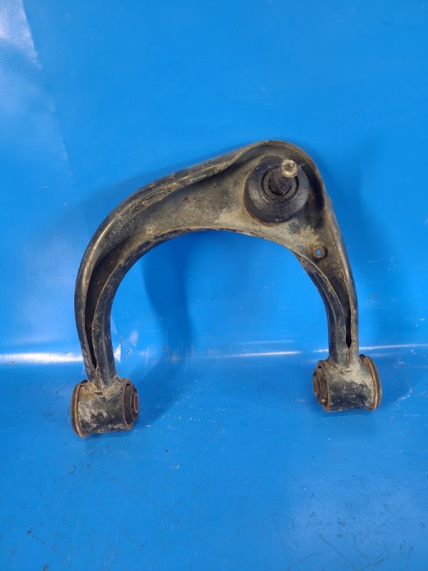 Upper front suspension arm TOYOTA LAND CRUISER PRADO 150 09-17 Left.