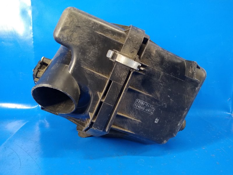 Toyota RAV4 13-19 Air Filter Housing